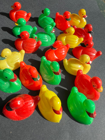 20 Cheeky Little Vintage Plastic Duck Rattles