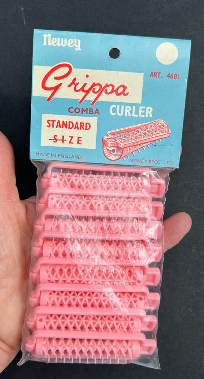 8 Vintage Newey GRIPPA All Plastic 7.5cm COMBA CURLERs