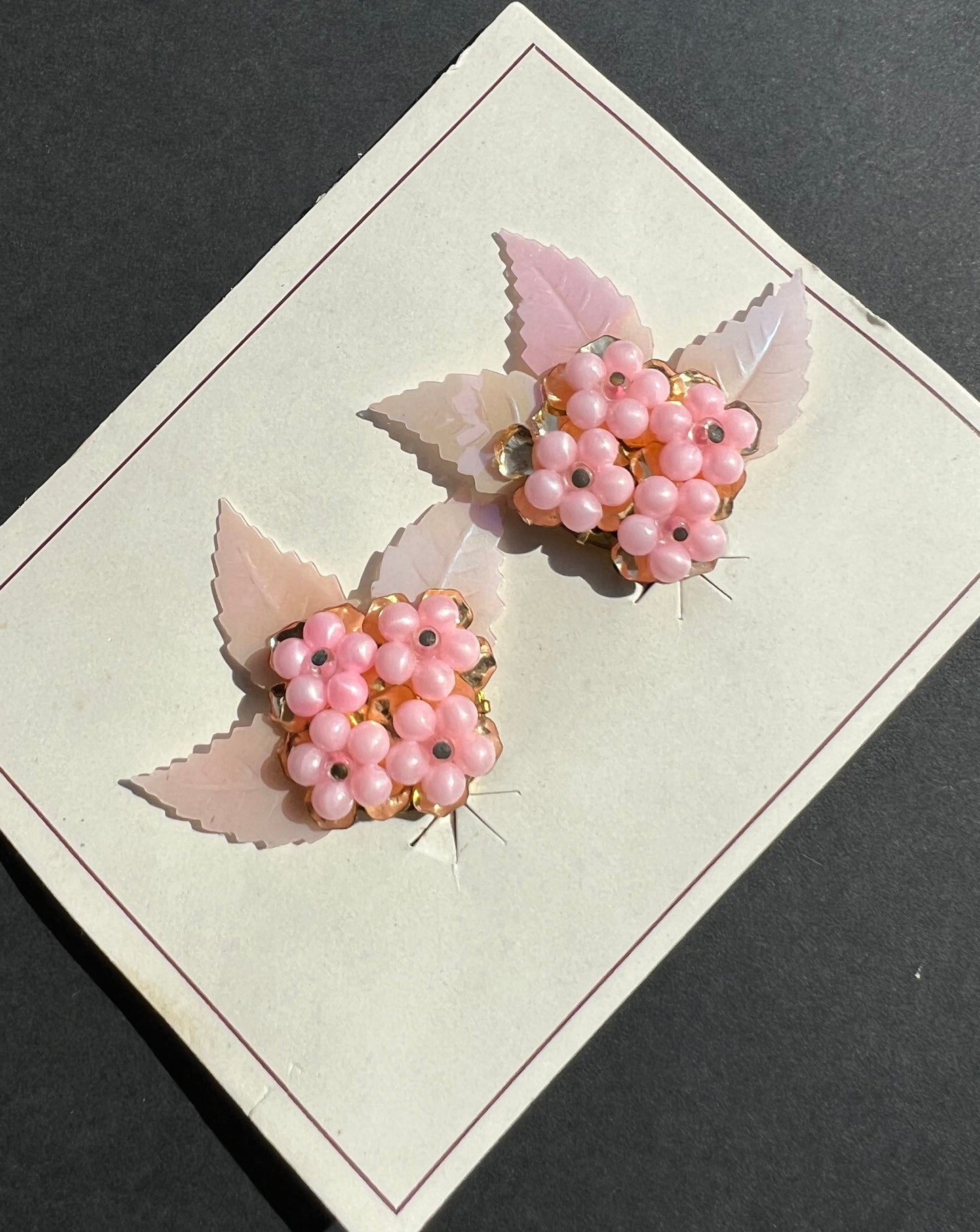 Iridescent Leaves, Pink + Gold Flowers...Delightful Vintage Clip On Earrings