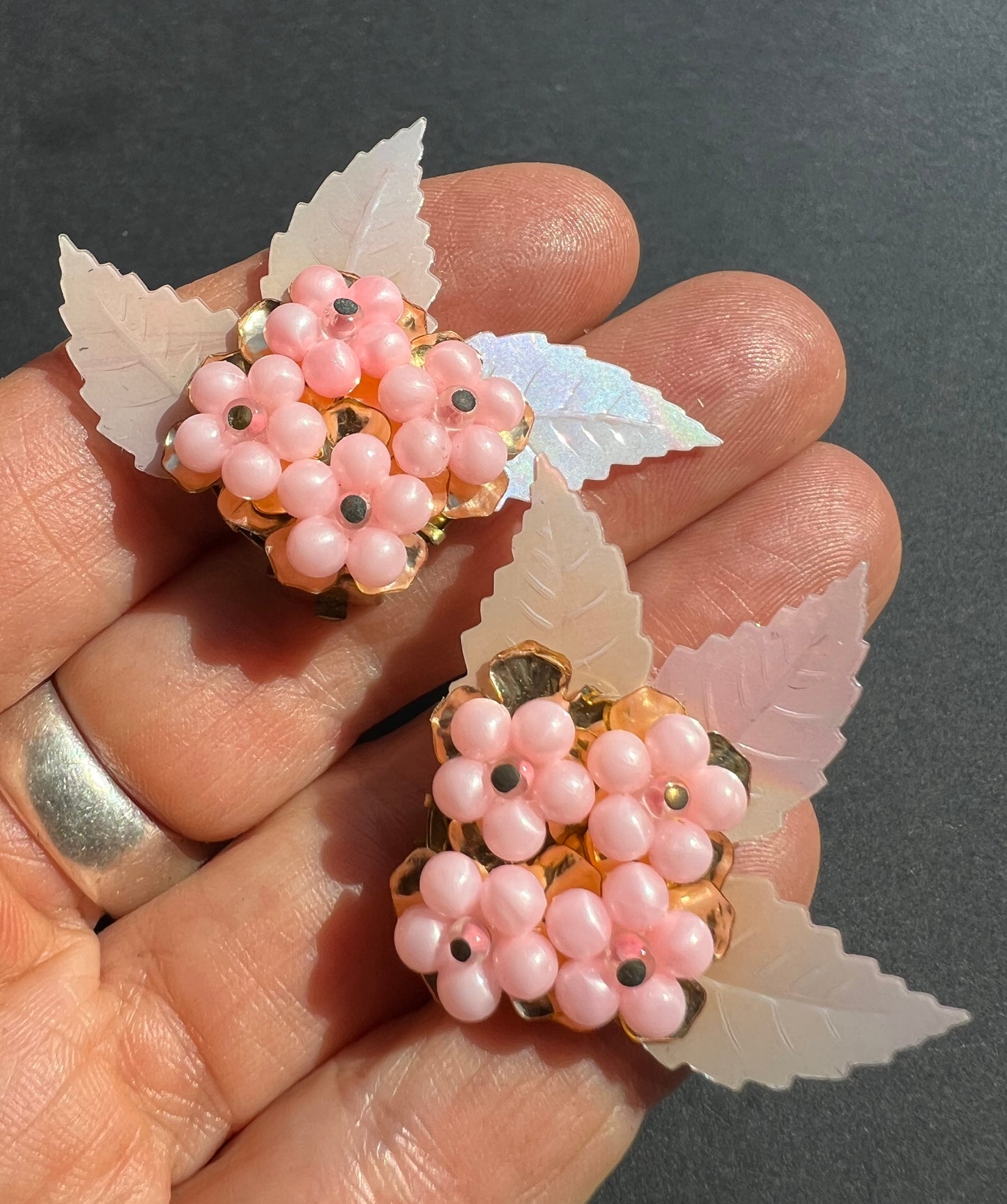 Iridescent Leaves, Pink + Gold Flowers...Delightful Vintage Clip On Earrings