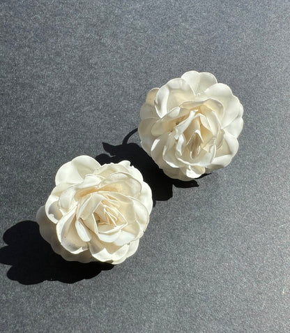 Vintage 1940s  White Celluloid Flowers Screw On Earrings
