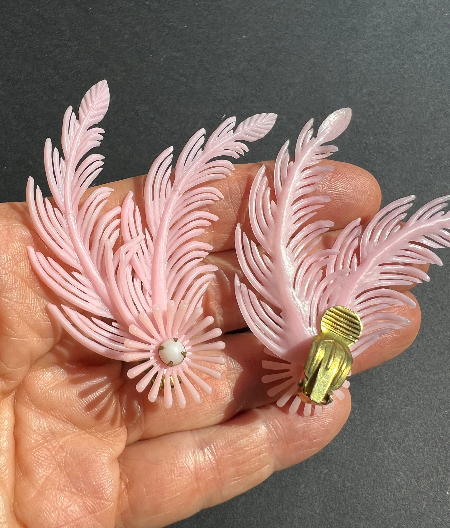 Happy 1950s Pale Pink Clip-On Earrings