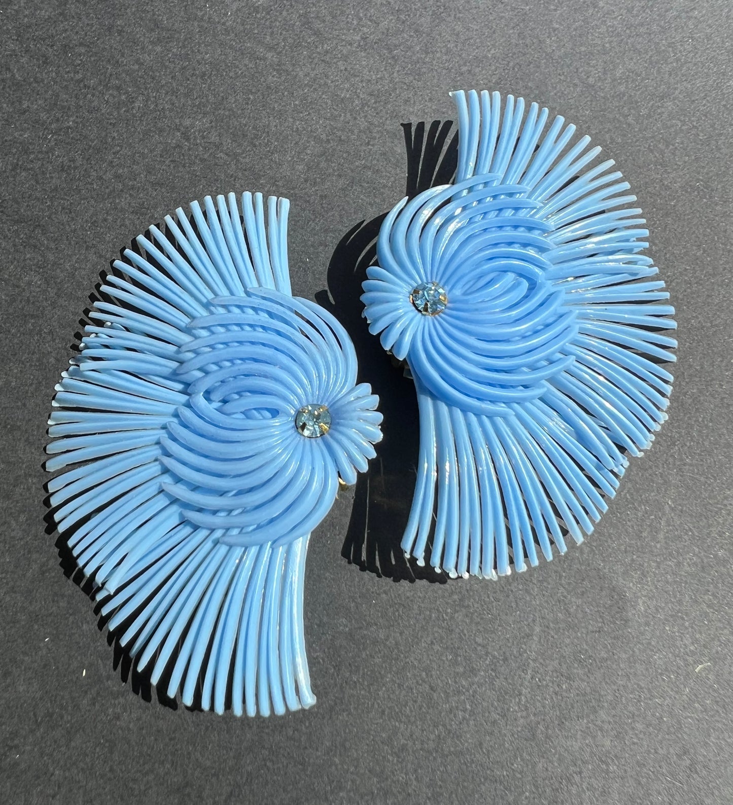 Exotic Blue Vintage Clip-On Earrings