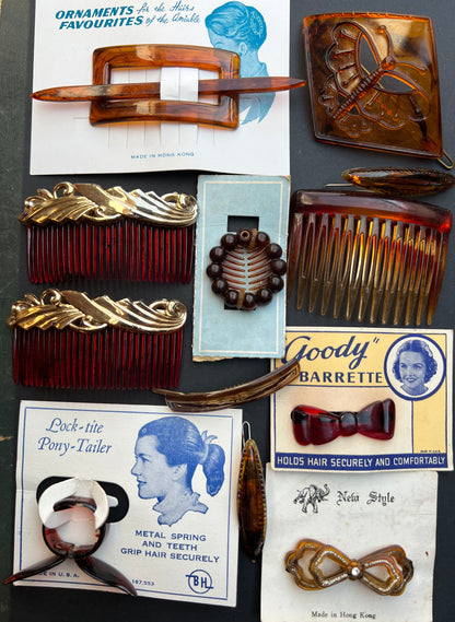 Job Lot of Vintage Tortoiseshell Hair Accessories (2)