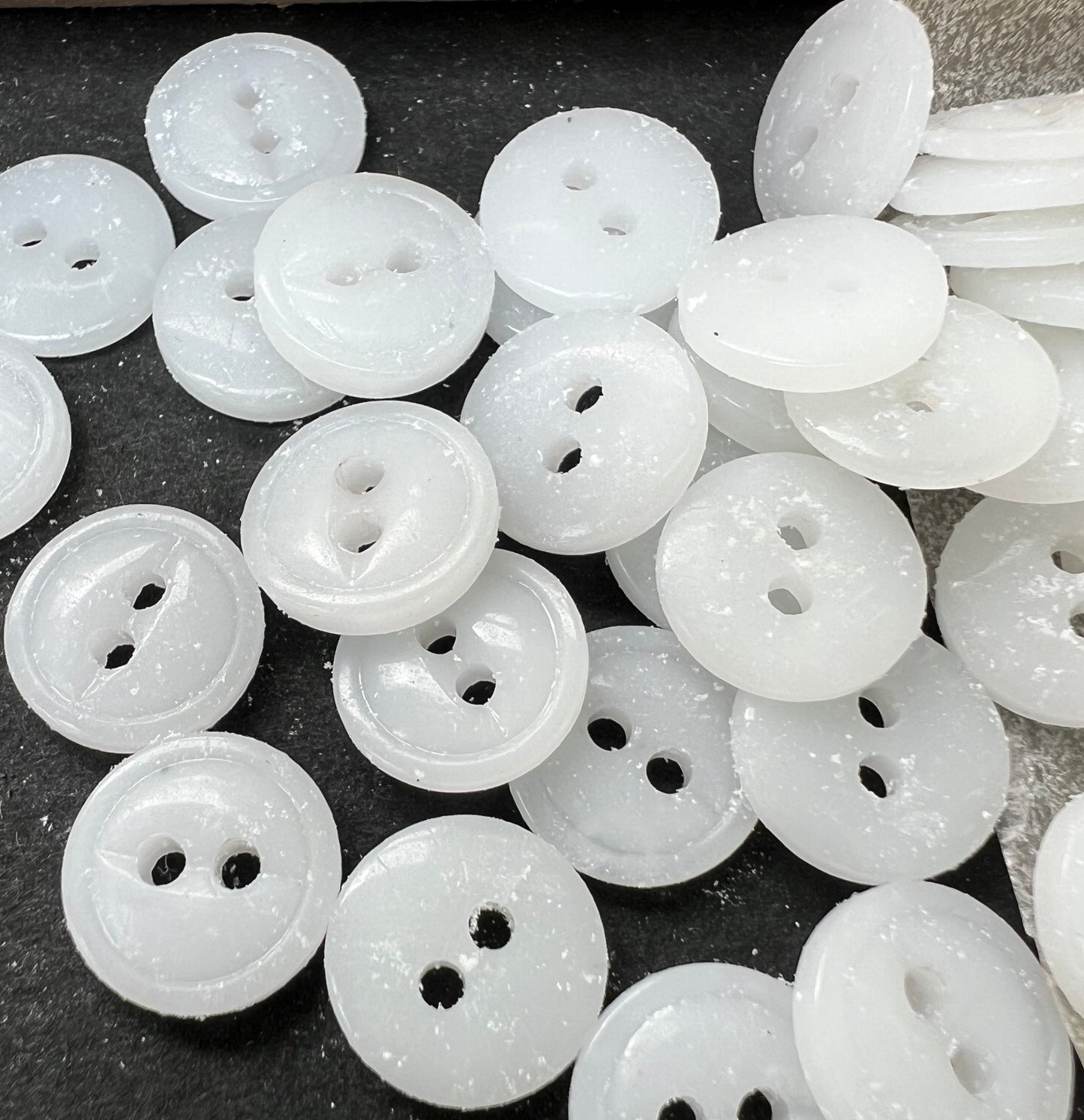Wholesale 1 Gross (144) Little 12mm Vintage White Glass Buttons