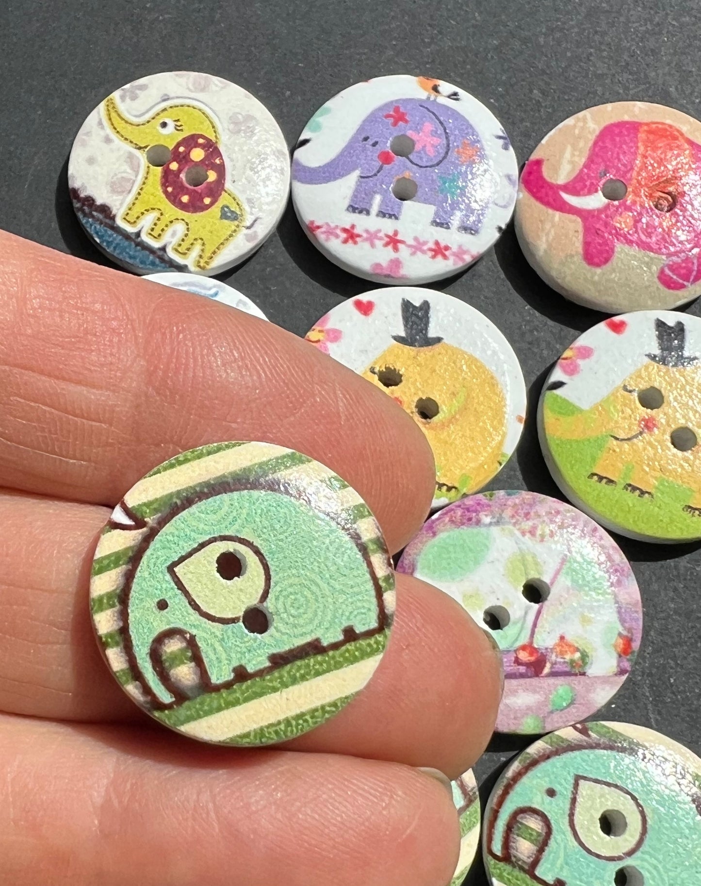 Job Lot of 10 Round Wooden Elephant Buttons