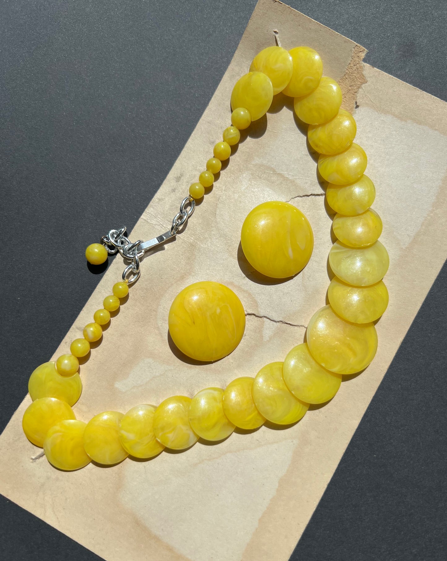 Sunny Vintage Lucite Yellow Overlapping Circles Necklace and Earrings