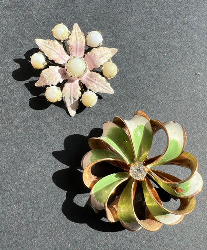 6 Vintage Brooches with some wear or a bit grubby
