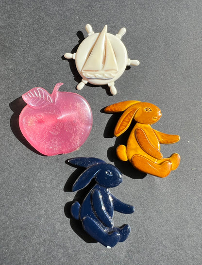 4 Vintage 1950s - 70s Brooches with some wear