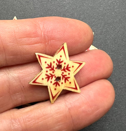 6 Wooden Christmas Star Buttons