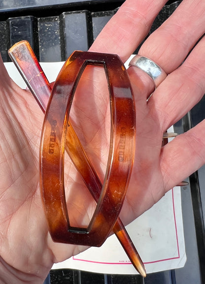 A Vintage 1950s French Sheet of 6 Amber Plastic Hair Barrettes