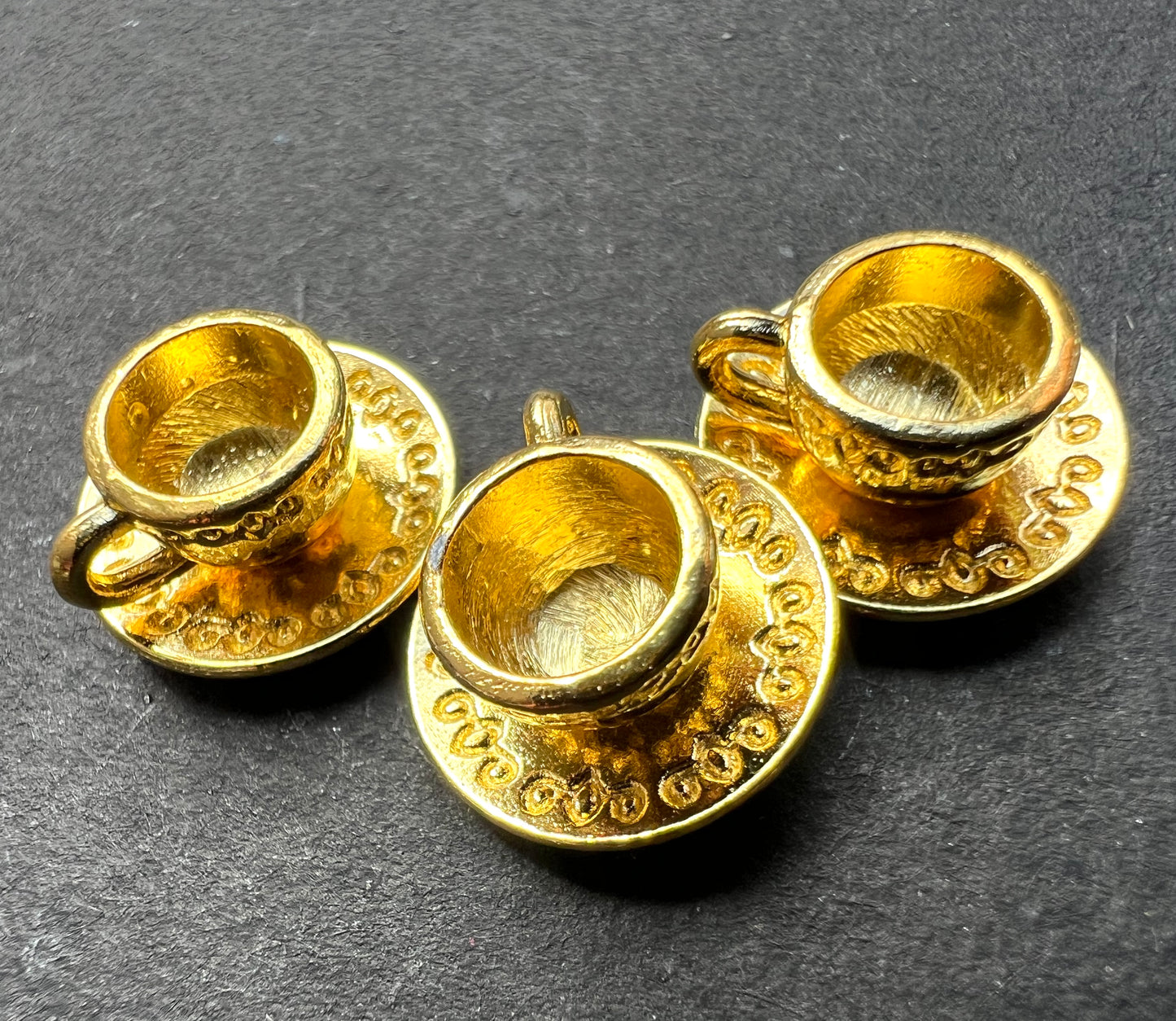 3D Gold Tone Cup + Saucer Charm / Pendant 1.4cm