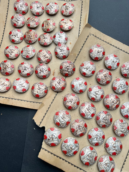 2 Sheets x 24 Vintage Rusty Backed Buttons