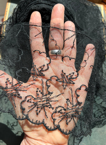 12 yards of Vintage STARS + LIGHTNING 12cm wide  Black Net Trim.