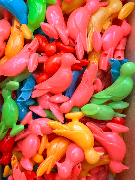 100 Plastic 5cm Birds For Art and Craft Endeavours