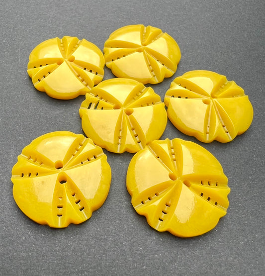 6 or 24 Golden Yellow Vintage 2.2cm Buttons