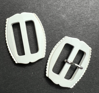 1940s White 4.5cm Buckle...with Attitude.