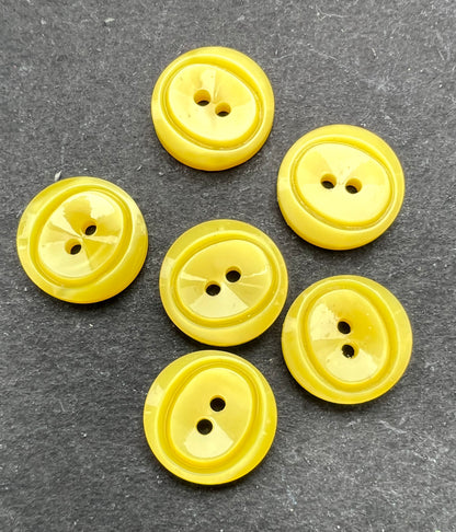 6 Vintage 1.4cm Bright Daffodil Yellow Lucite Buttons.