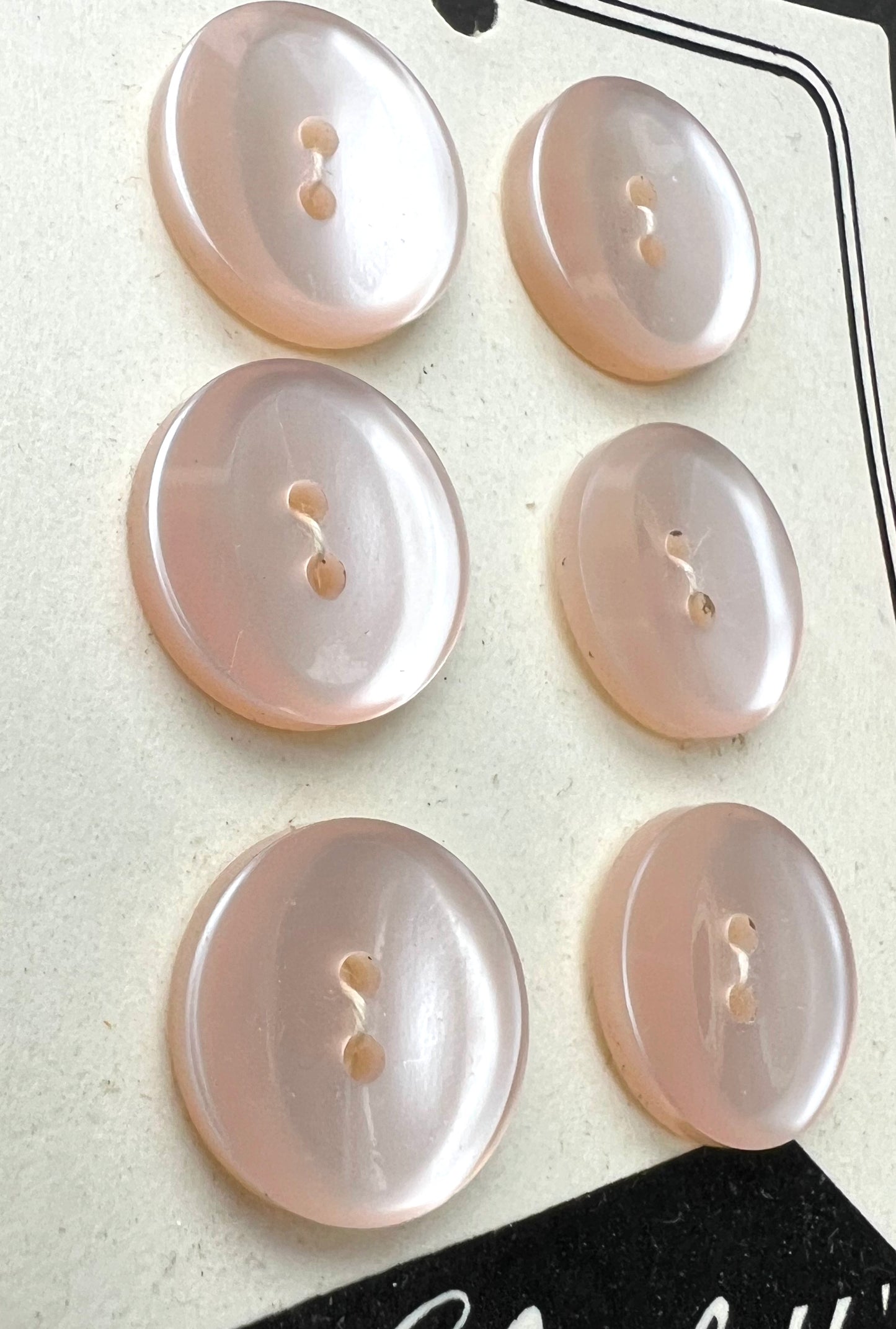 6 Vintage 1.6cm Shimmery Pale Pink Lucite Buttons.
