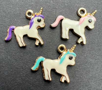 Little Enamel 1.7cm Unicorn Charms