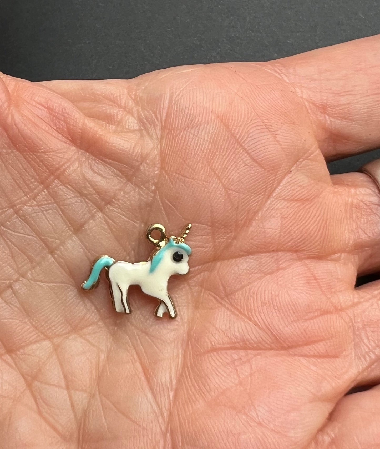 Little Enamel 1.7cm Unicorn Charms