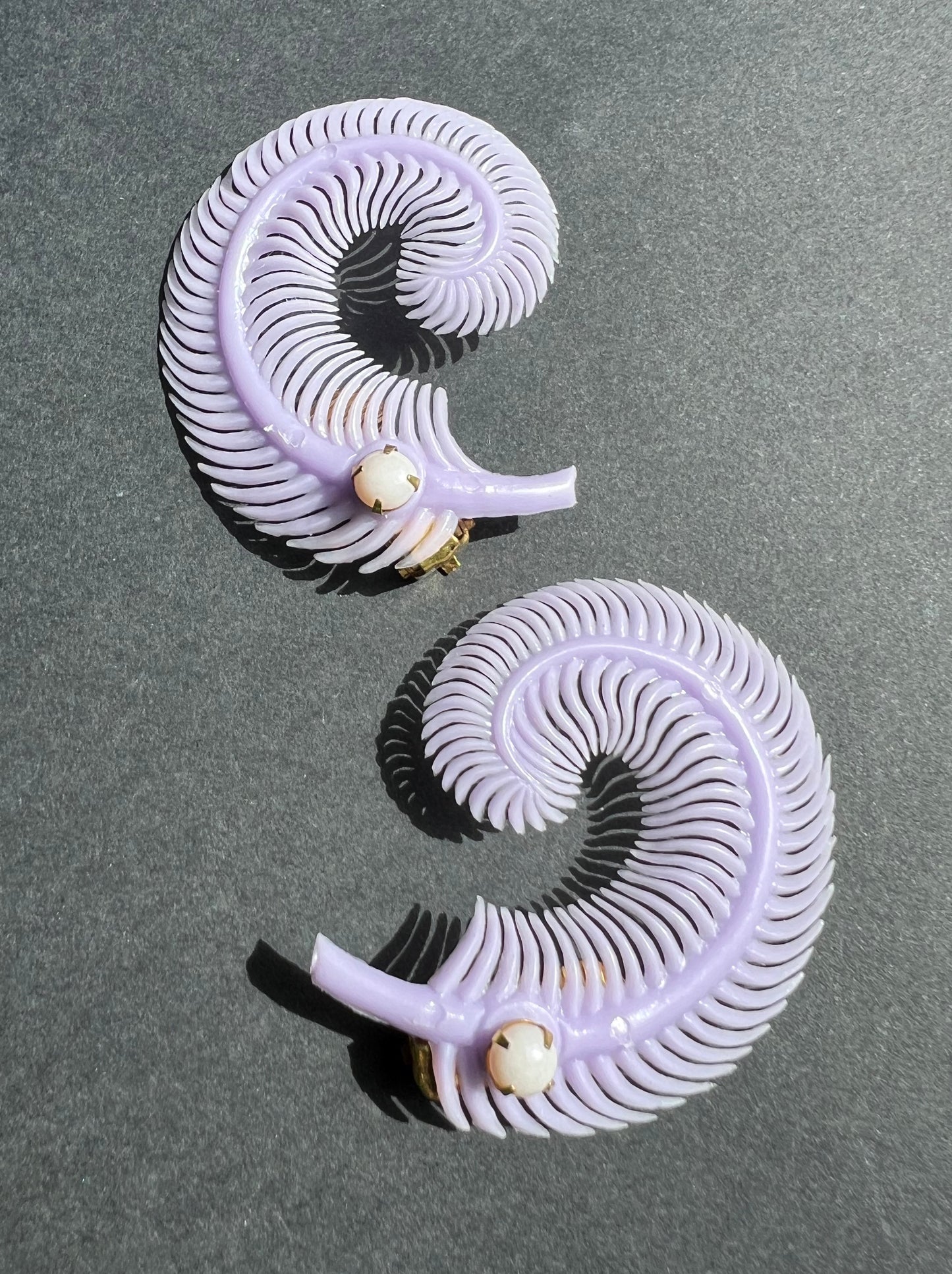 Delightful Pale Lavender Feather Vintage Clip-on Earrings