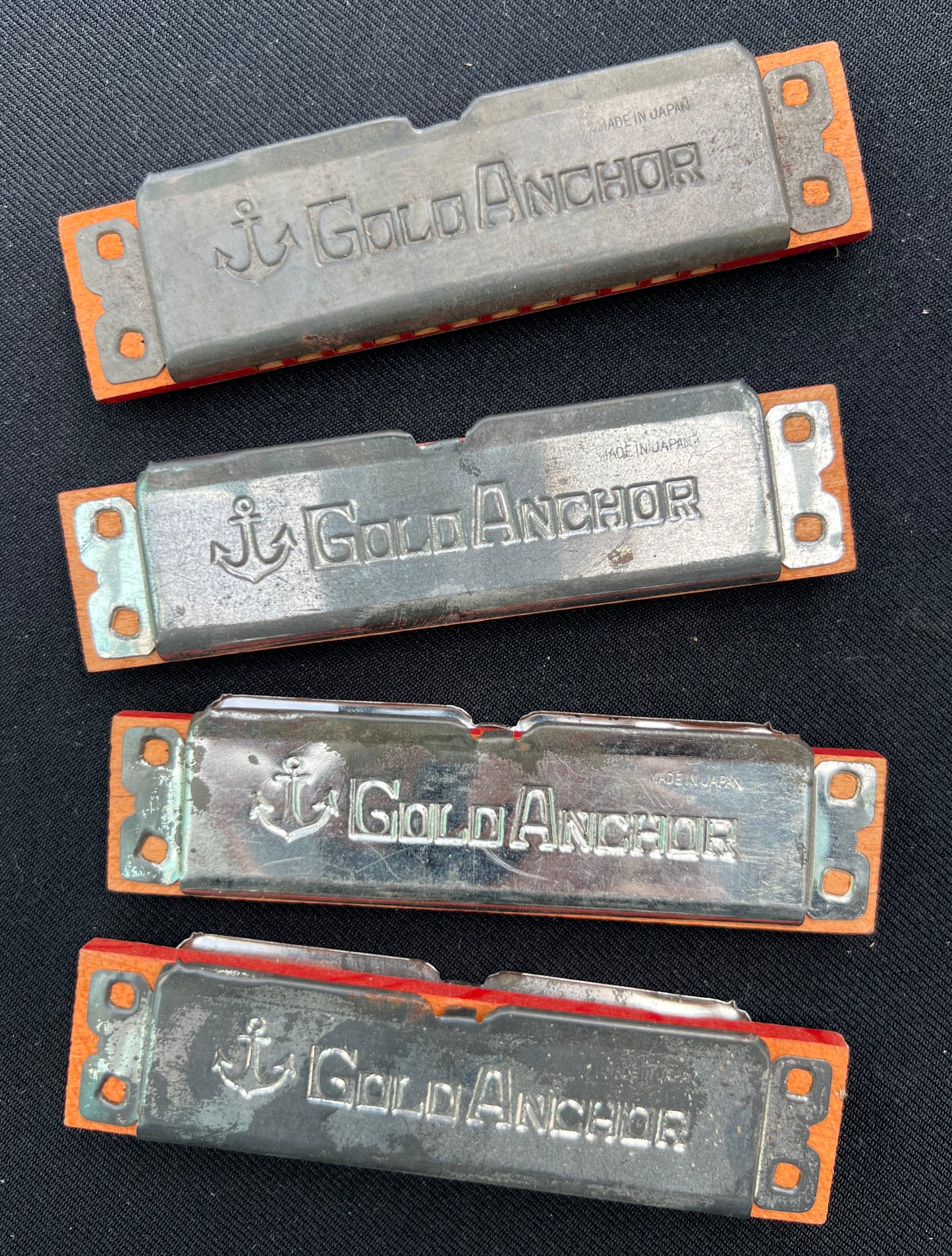 1950s Wood & Tin 11.5cm GOLD ANCHOR Harmonica Made in Japan