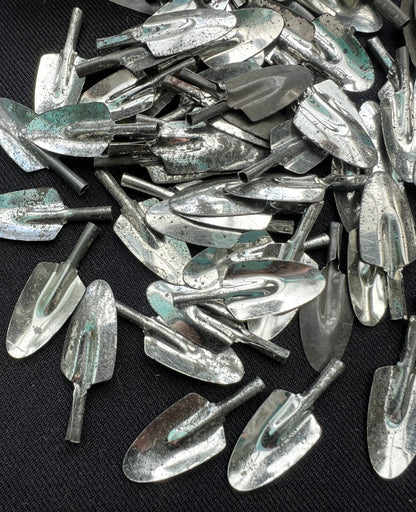 50 Vintage Tarnished Tin Trowels