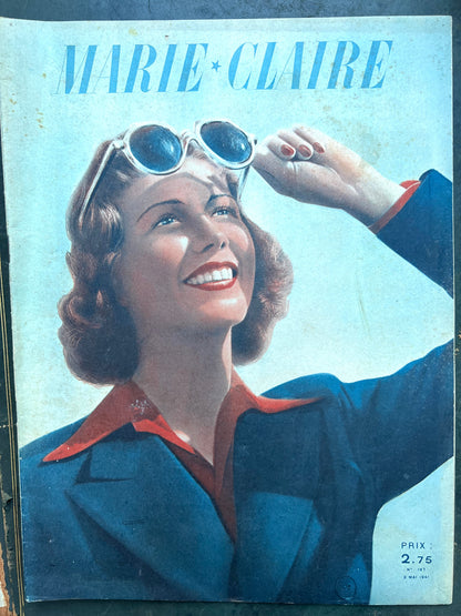 Appreciating the Sun in 3rd May 1941 Wartime MARIE CLAIRE no.197