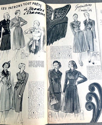 November 1947 French Fashion Paper Modes & Travaux