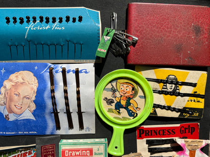 Job Lot of Random Vintage from The Bottom of a Box. 5