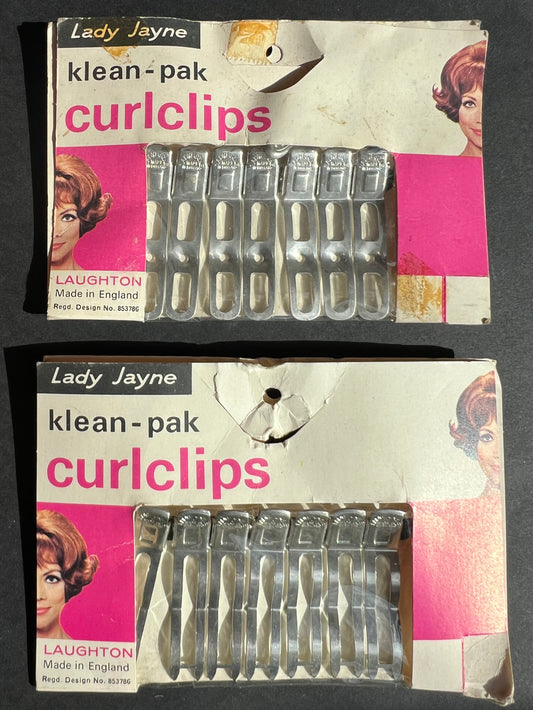 Set of 1960s "klean-pak curlclips". 7 x 4.5cm long