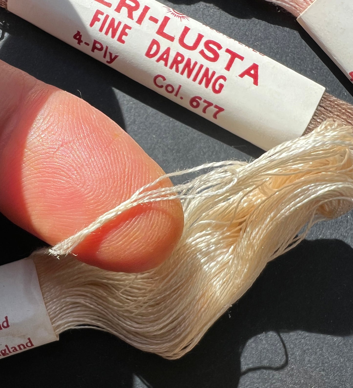 6 Different Colours of  Vintage PERI-LUSTA FINE DARNING Thread Set 1.
