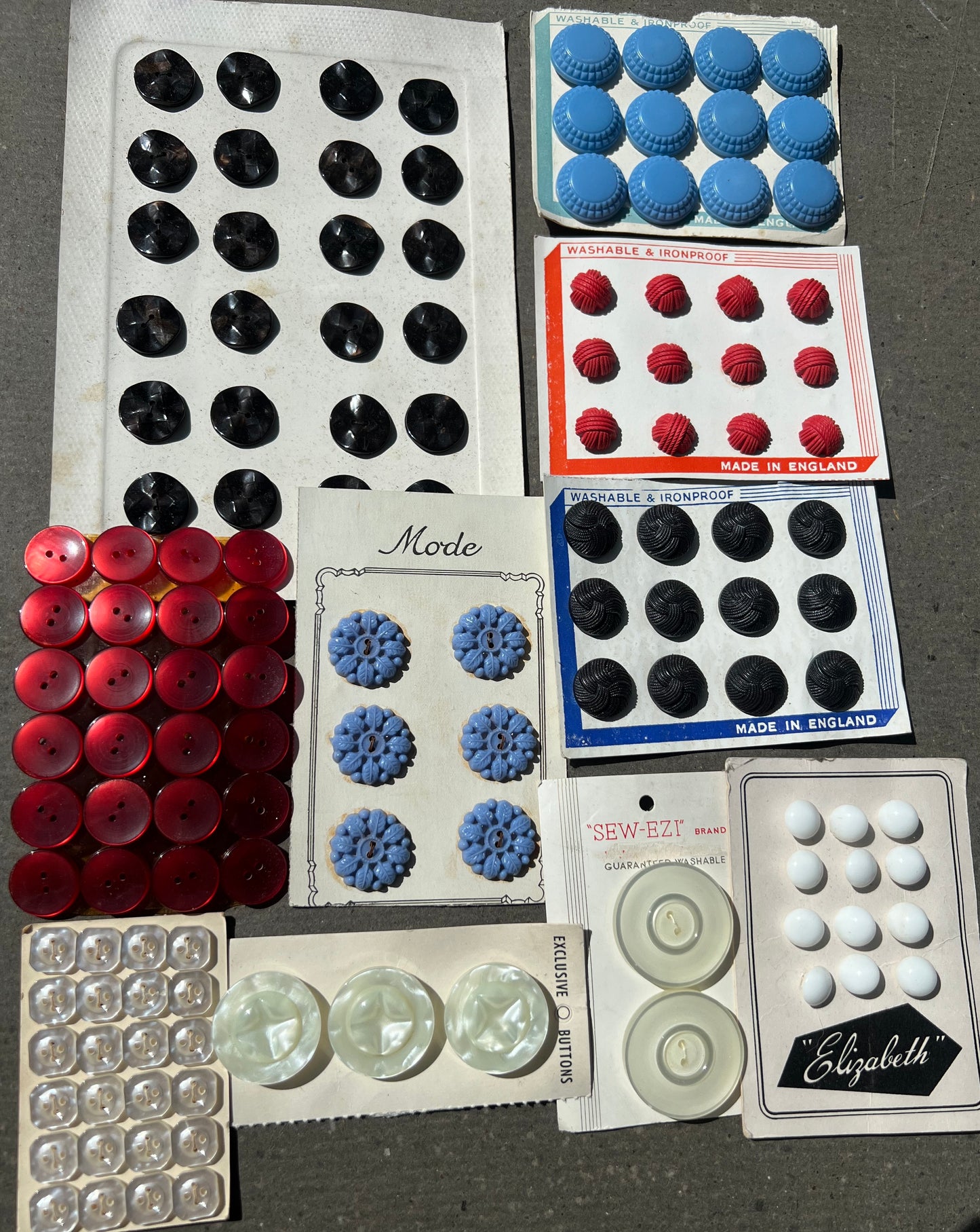 10 Sheets of Vintage Glass, Bakelite and Lucite Buttons (P)