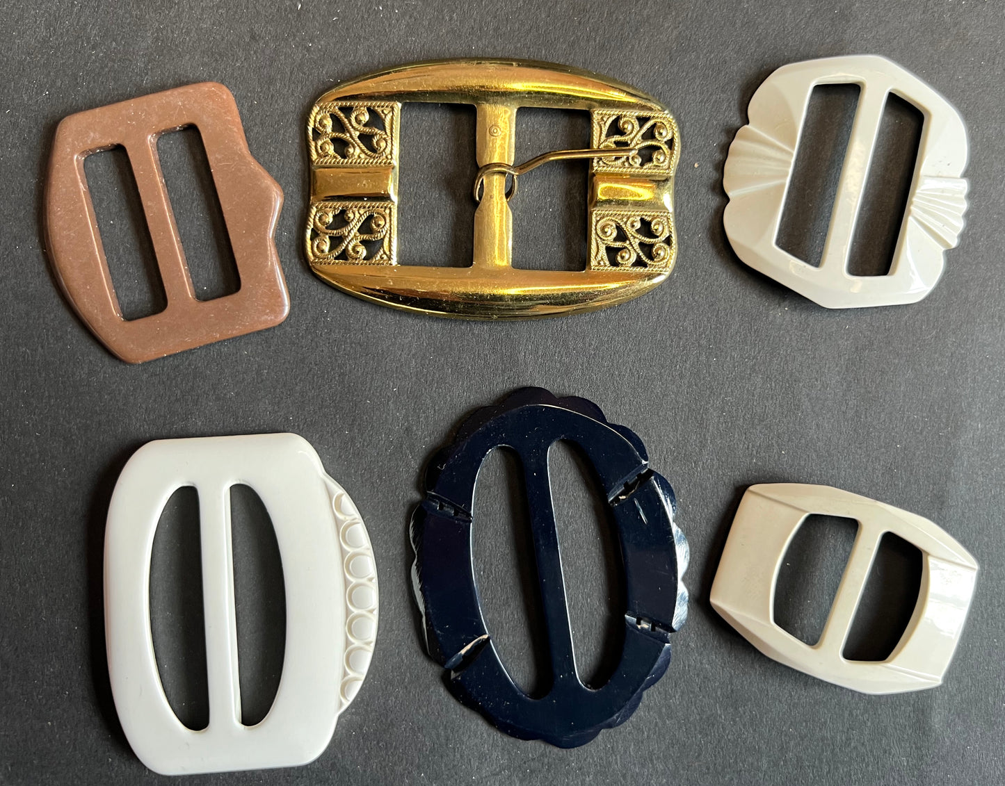 10 Buckles from the 1940s/50s Most a Bit Marked (7)