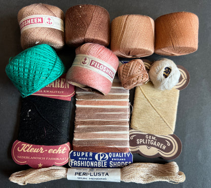 12 Cards, Spools etc of Vintage Mending Thread