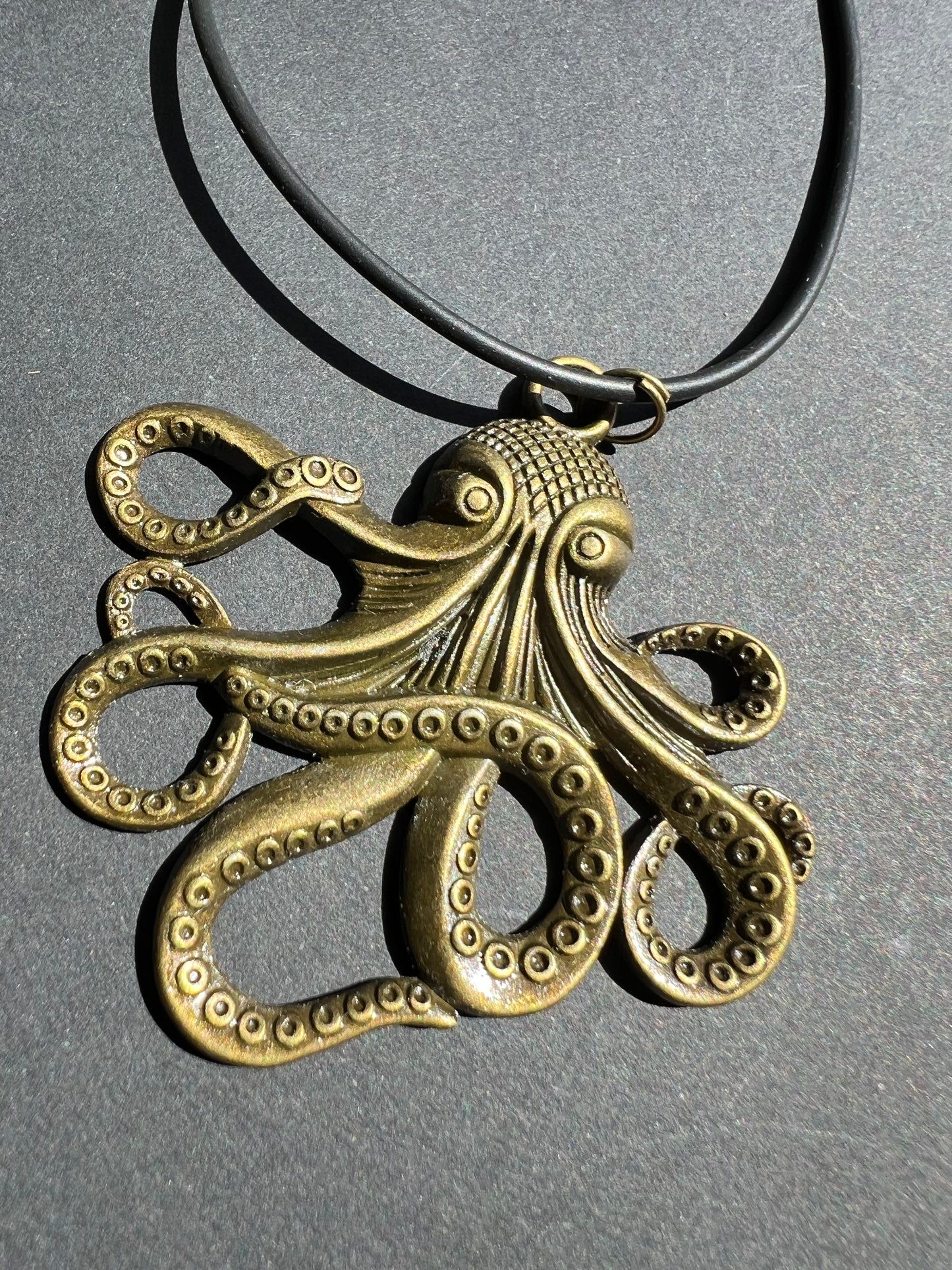 Magnificent 6cm Bronze Octopus Pendant