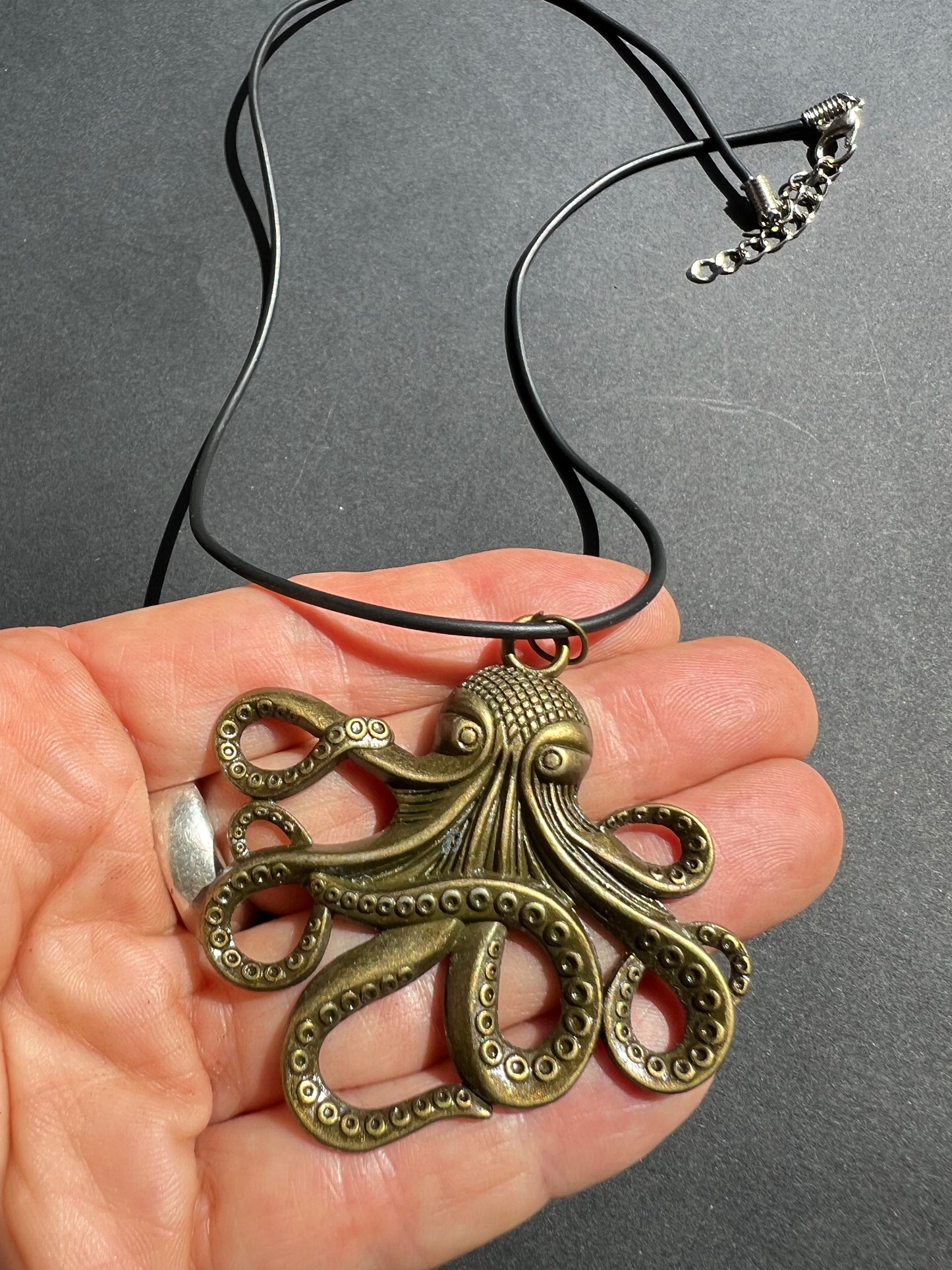 Magnificent 6cm Bronze Octopus Pendant