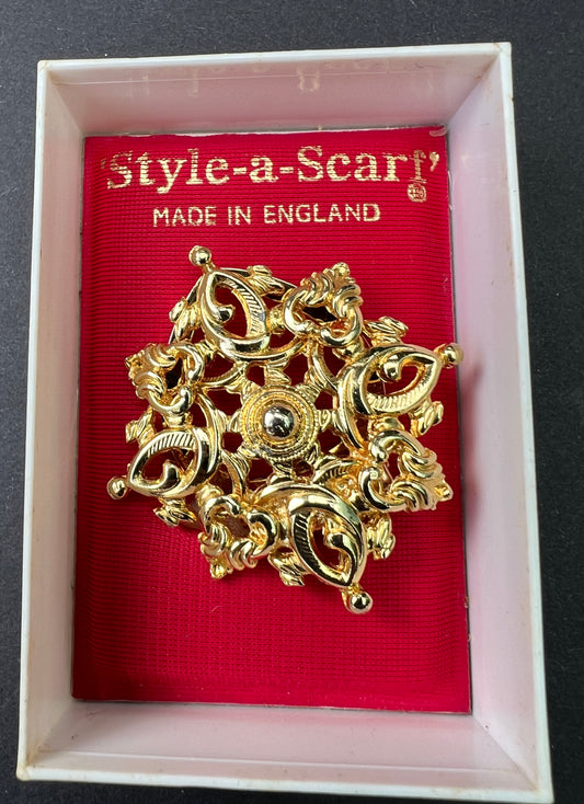 Wonderfully Ornate Vintage Scarf Clip