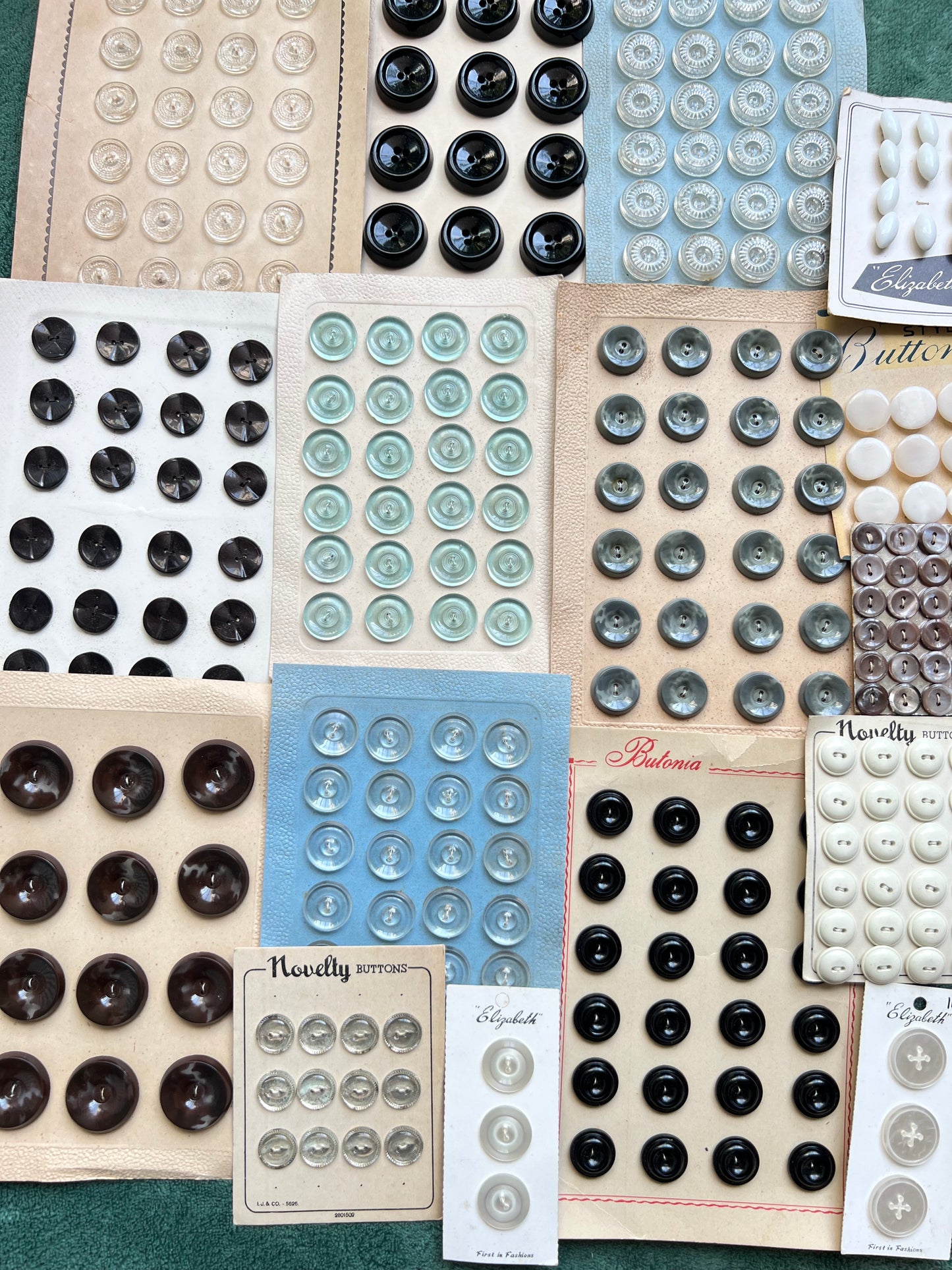 16 Sheets of Vintage Glass, Mirrored, Mother of Pearl and Lucite Buttons (X)