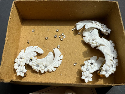5 Pairs of Vintage Clip On Earrings that need Beads/Diamante Glued in.