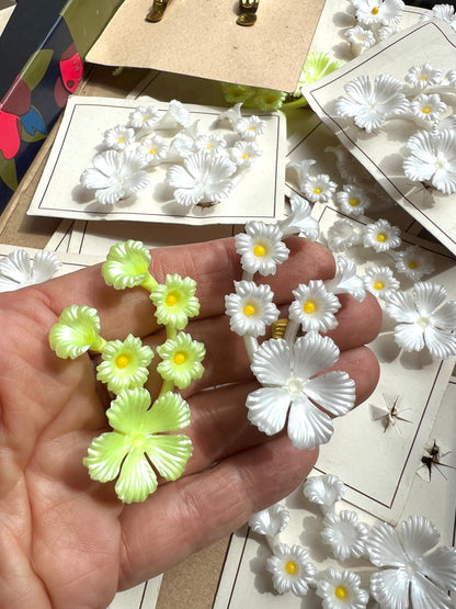 9 Pairs of Pretty Vintage Flower Clip On Earrings that need Beads