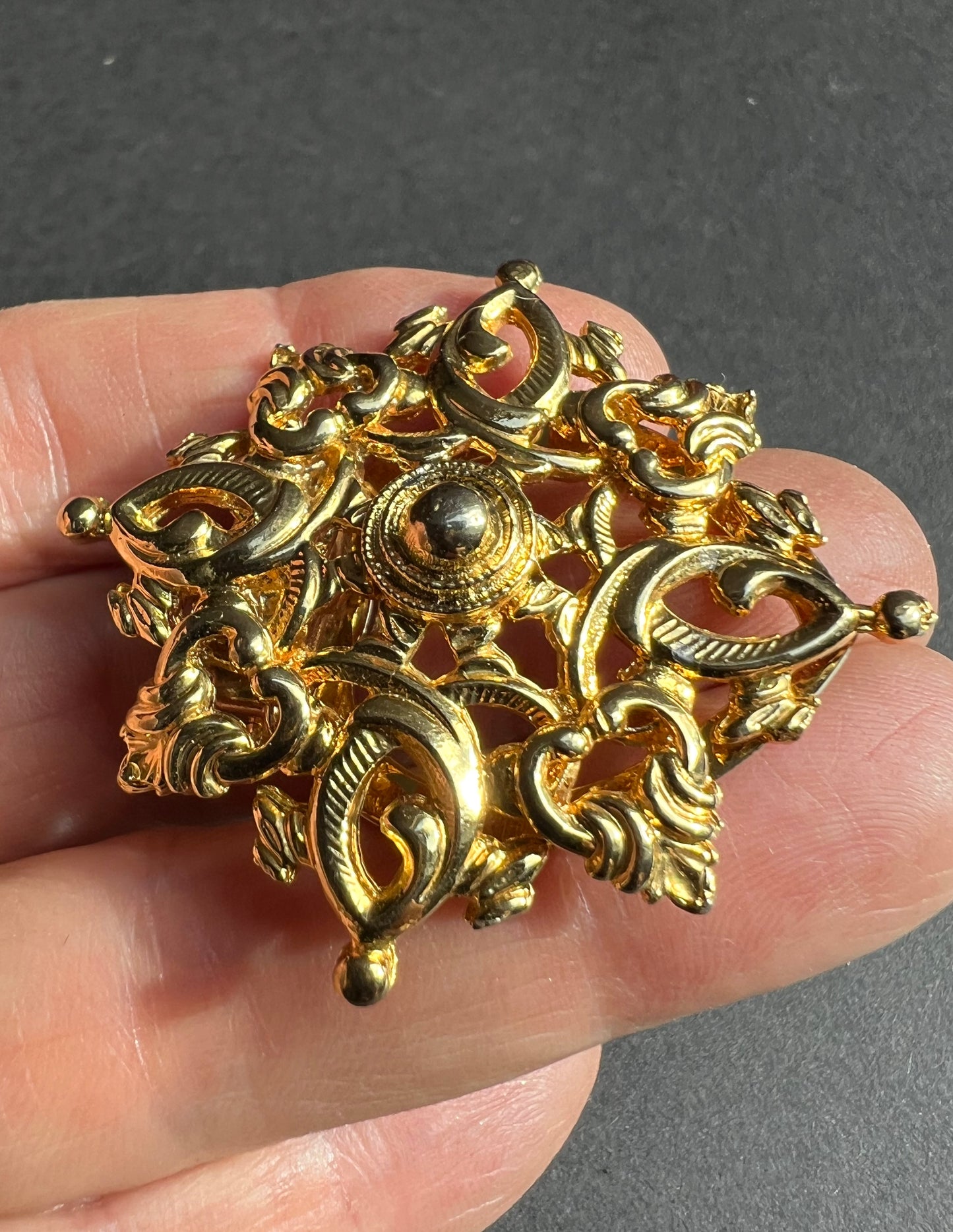 Wonderfully Ornate Vintage Scarf Clip