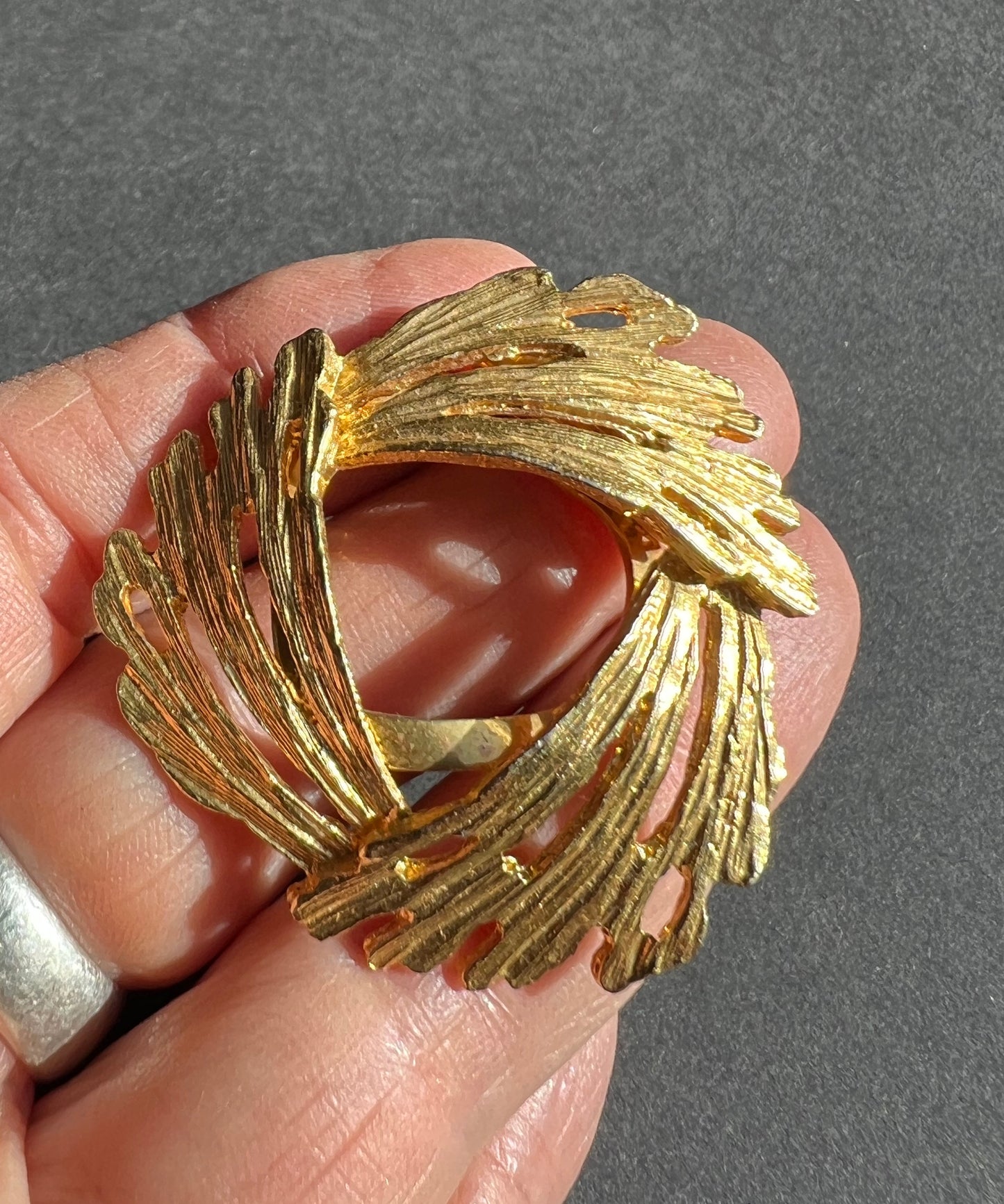 Striking Mid Century Scarf Clip