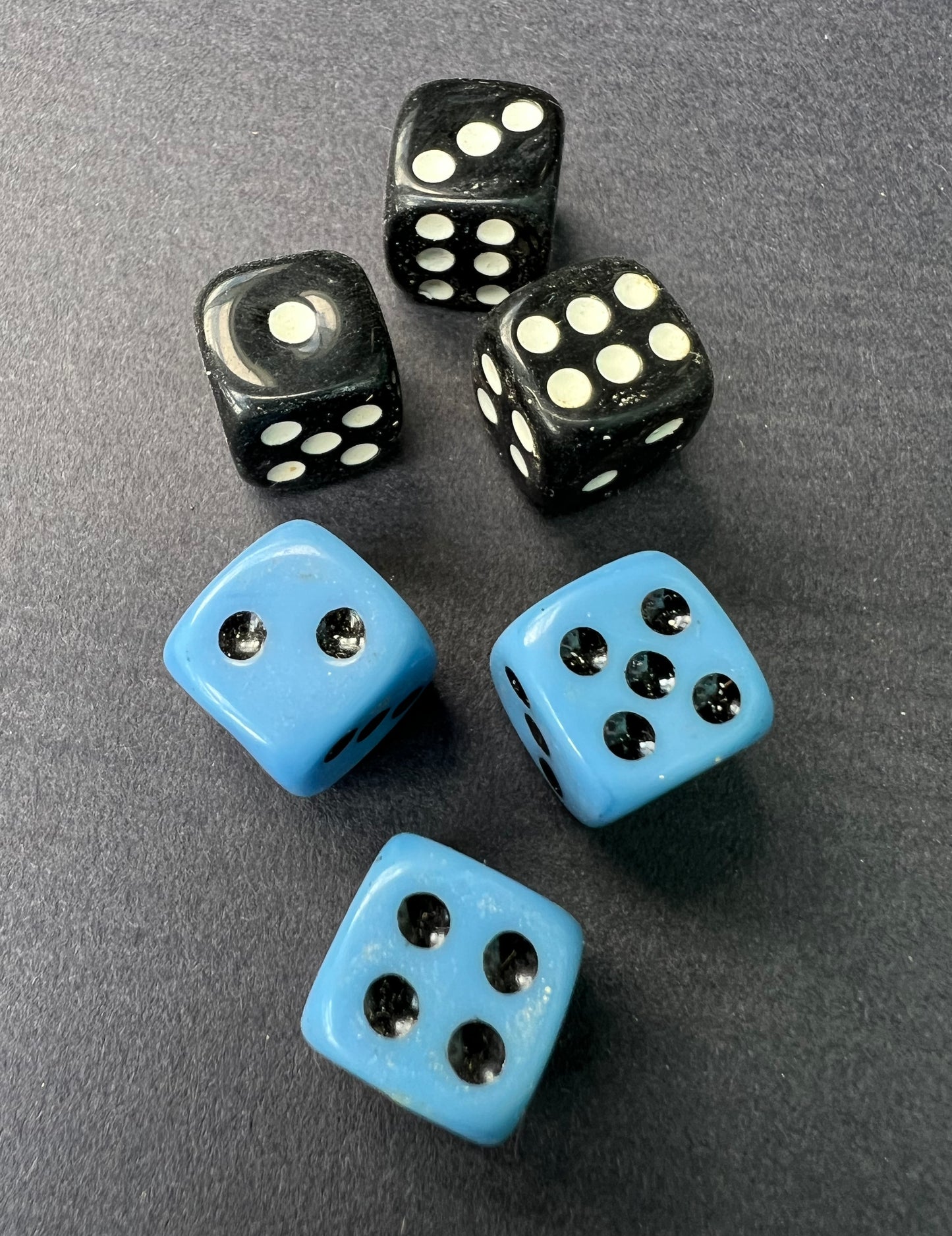 Satisfying Vintage Glass Dice - Black or Blue