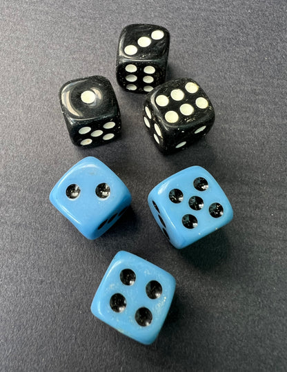 Satisfying Vintage Glass Dice - Black or Blue