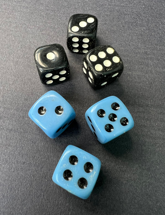 Satisfying Vintage Glass Dice - Black or Blue