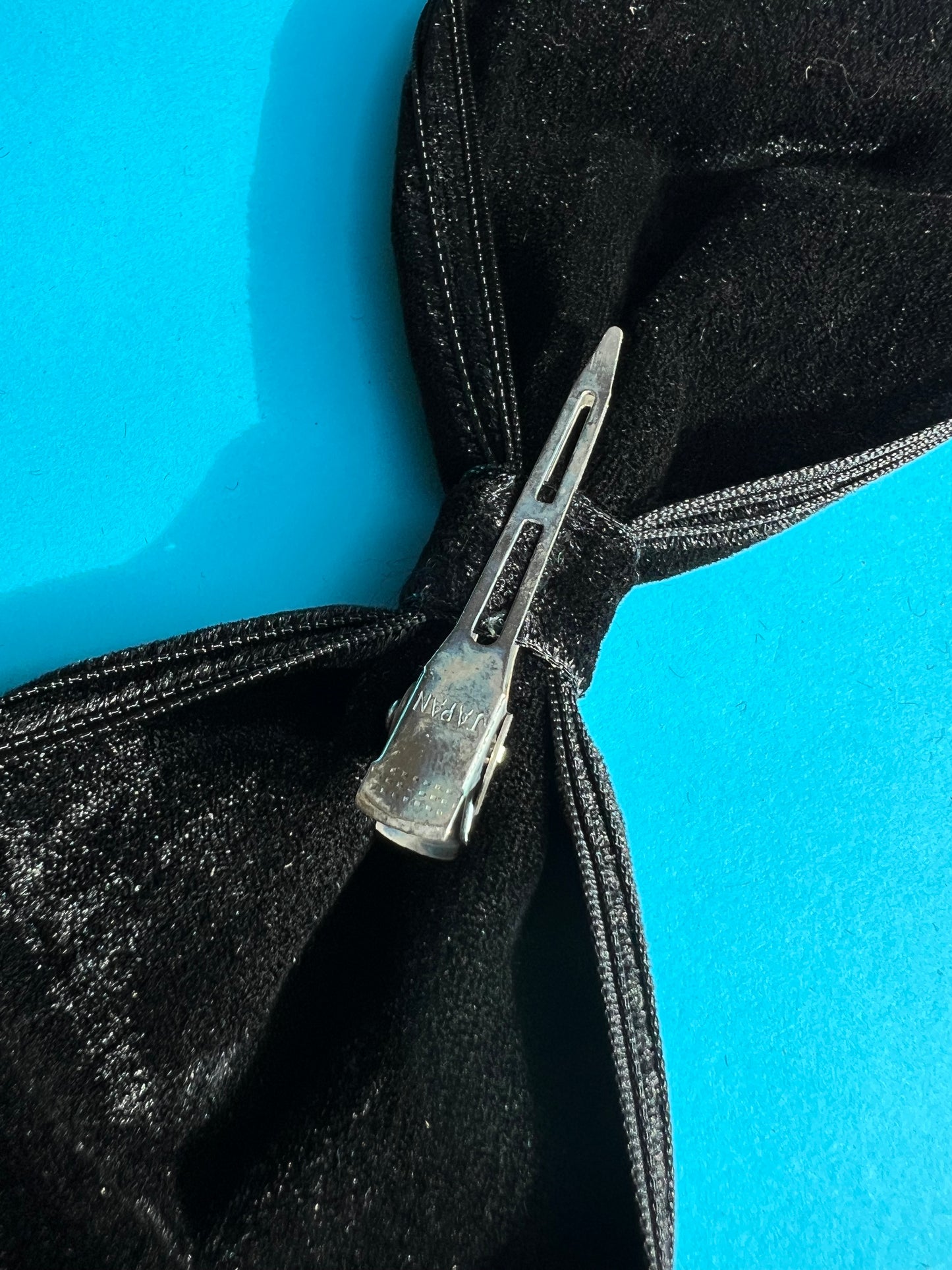 Impressive 17cm wide Black Velvet Hair Bow