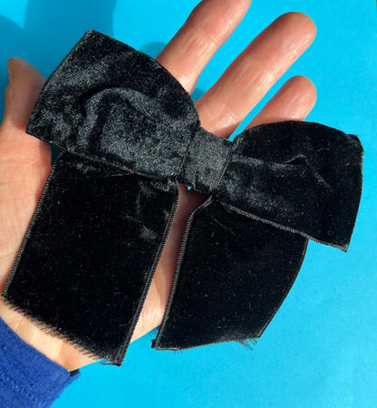 Flamboyant Black Velvet Hair Bow