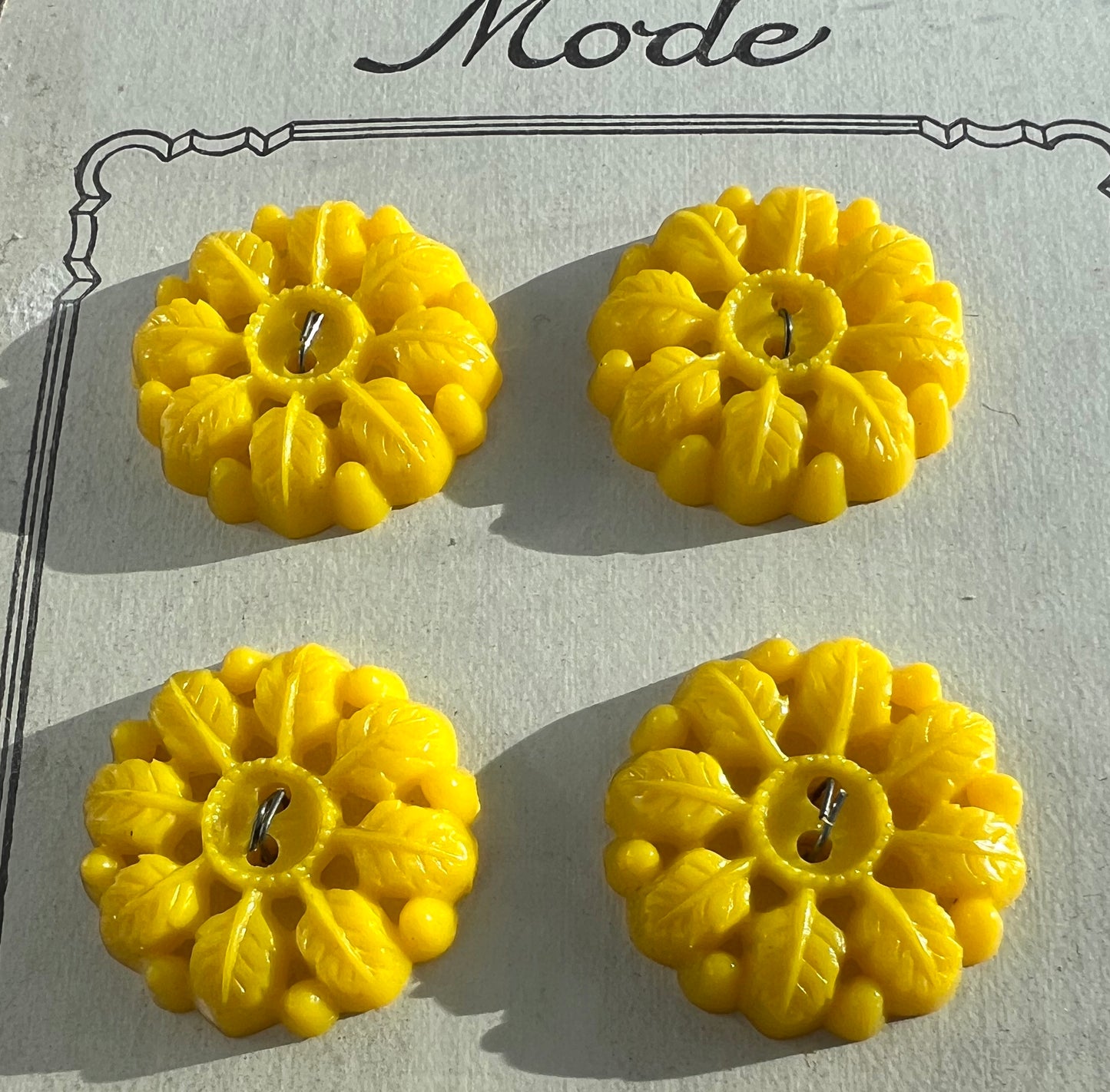 Wonderfully Leafy Vintage Yellow 2.2cm Buttons - 6 on Original Shop Card